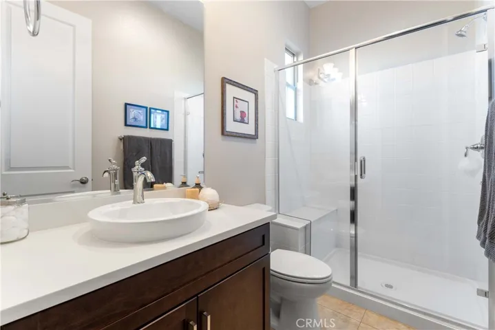 Second primary en suite.