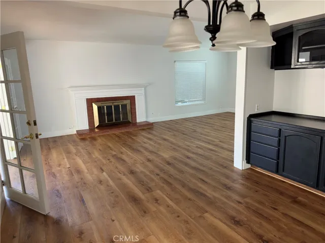 1561 Warwick Avenue, Thousand Oaks, California 91360