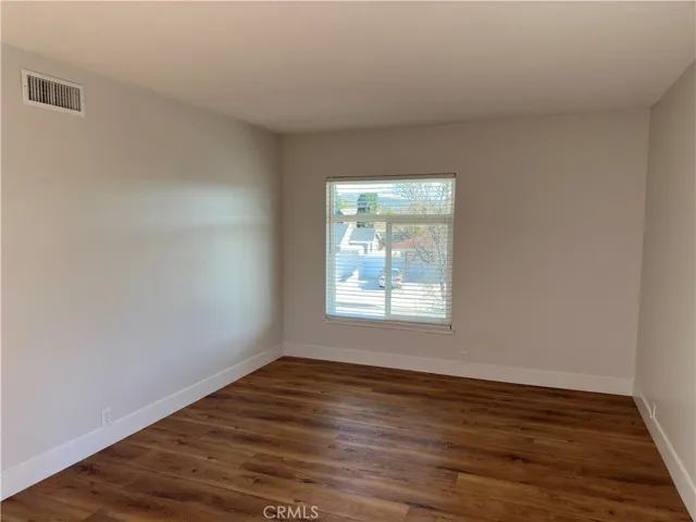1561 Warwick Avenue, Thousand Oaks, California 91360