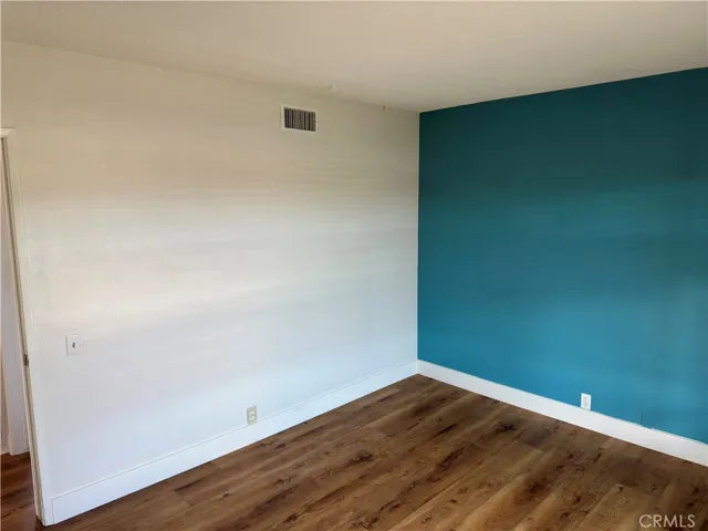 1561 Warwick Avenue, Thousand Oaks, California 91360