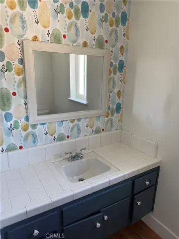 1561 Warwick Avenue, Thousand Oaks, California 91360