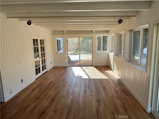 1561 Warwick Avenue, Thousand Oaks, California 91360