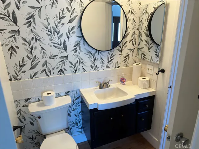 1561 Warwick Avenue, Thousand Oaks, California 91360