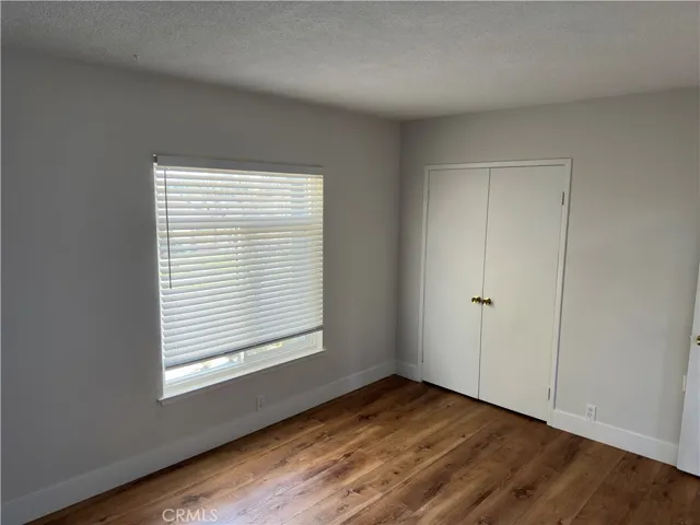 1561 Warwick Avenue, Thousand Oaks, California 91360