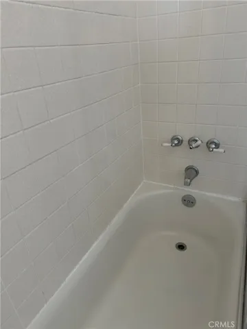 1561 Warwick Avenue, Thousand Oaks, California 91360