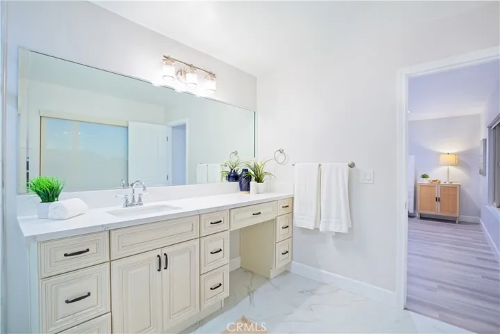 16530 Mount Cook Circle, Fountain Valley, California 92708