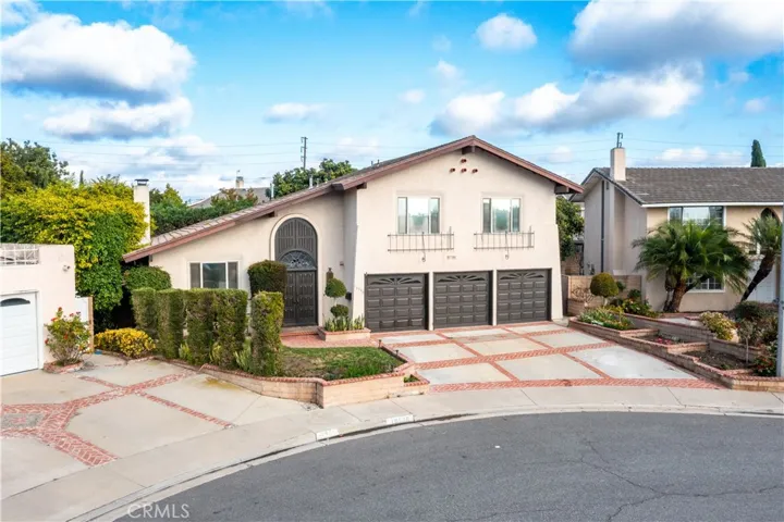 16530 Mount Cook Circle, Fountain Valley, California 92708