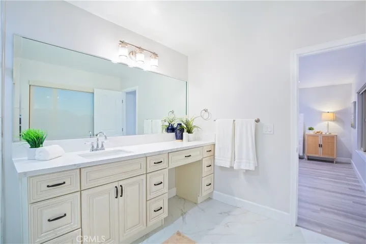 16530 Mount Cook Circle, Fountain Valley, California 92708