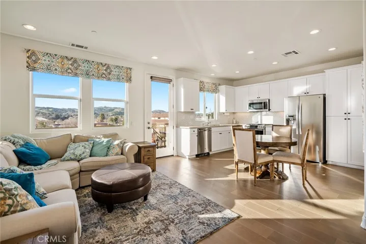 313 Oak Hill Road, Paso Robles, California 93446