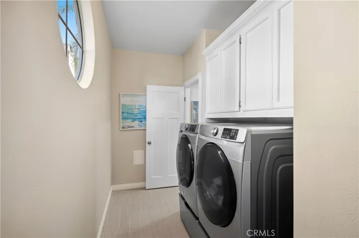 1st floor laundry