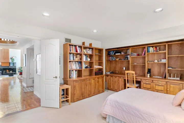 2499 Calle San Clemente, Encinitas, California 92024