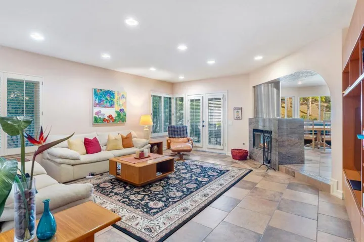 2499 Calle San Clemente, Encinitas, California 92024