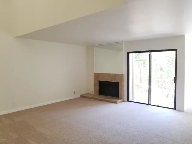 1 Living Room