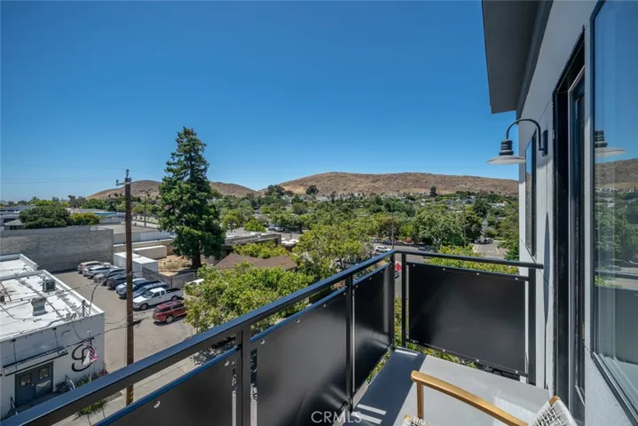 2475 Victoria Avenue 205, San Luis Obispo, California 93401
