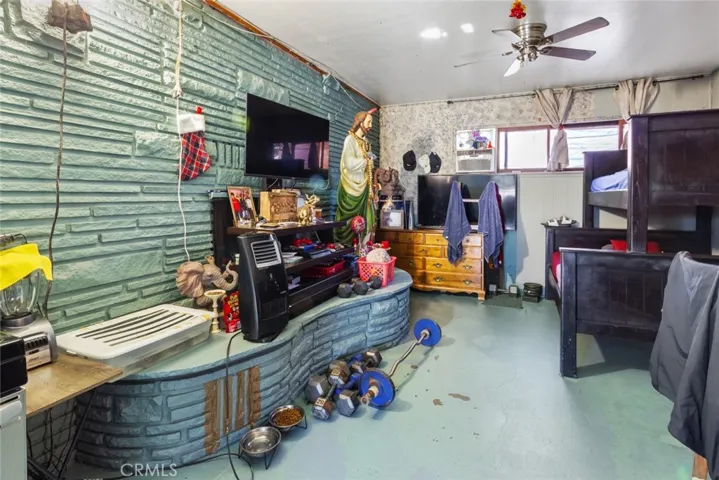 8425 Lennox Avenue, Panorama City, California 91402