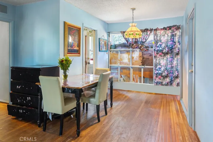 8425 Lennox Avenue, Panorama City, California 91402