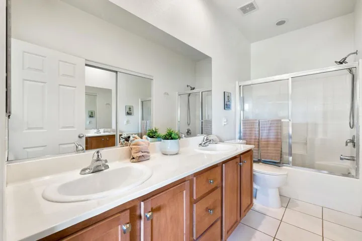 21-web-or-mls-8M4A1683