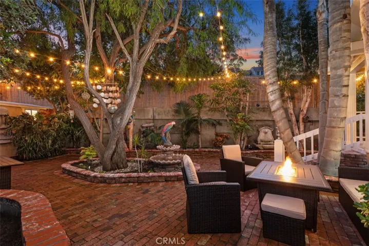 333 Mayflower Drive, Newport Beach, California 92660