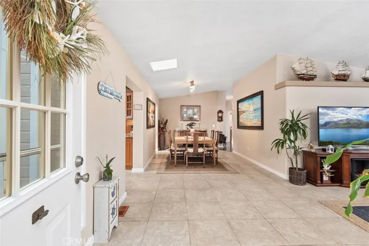 333 Mayflower Drive, Newport Beach, California 92660