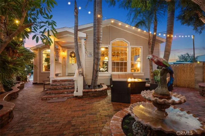 333 Mayflower Drive, Newport Beach, California 92660