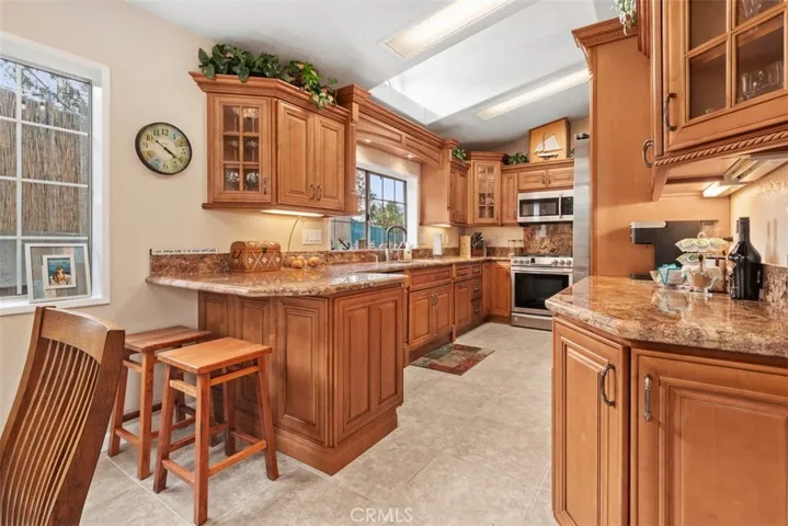 333 Mayflower Drive, Newport Beach, California 92660