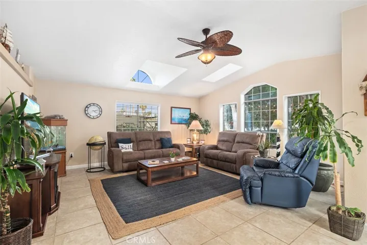 333 Mayflower Drive, Newport Beach, California 92660