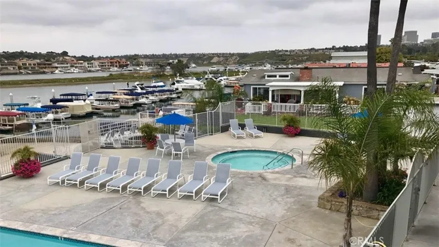 333 Mayflower Drive, Newport Beach, California 92660