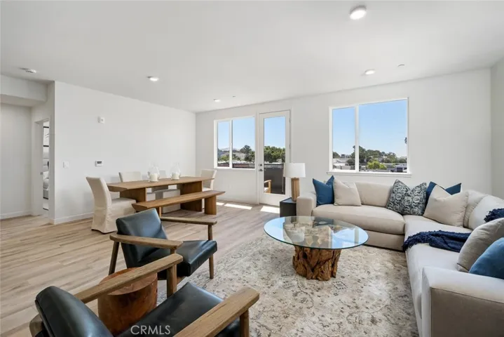 2475 Victoria Avenue 305, San Luis Obispo, California 93401