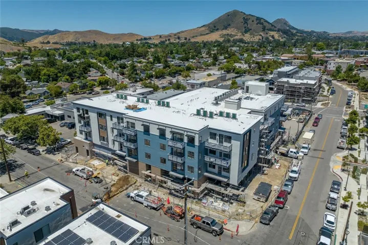2475 Victoria Avenue 305, San Luis Obispo, California 93401
