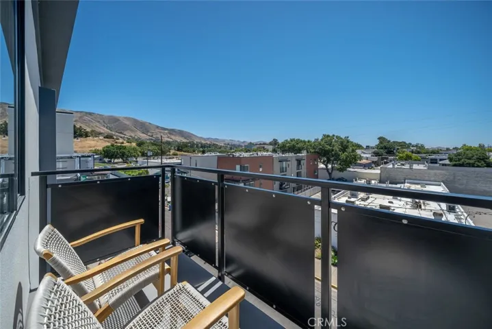 2475 Victoria Avenue 301, San Luis Obispo, California 93401