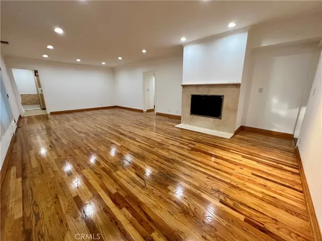 14451 Benefit Street, Sherman Oaks, California 91423
