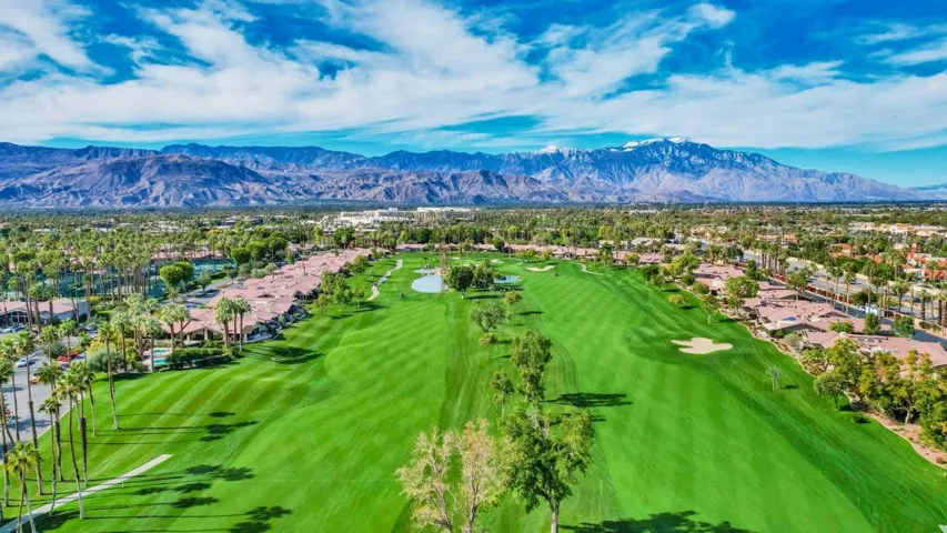 #28 Wide Double Fairway w Magnificent Mo