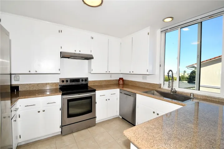 5959 Peacock Ridge Road 10, Rancho Palos Verdes, California 90275