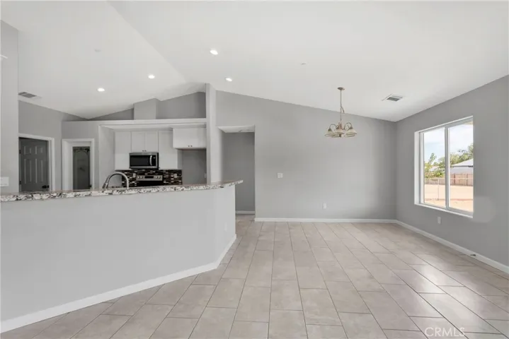 17331 Redding Street, Hesperia, California 92345