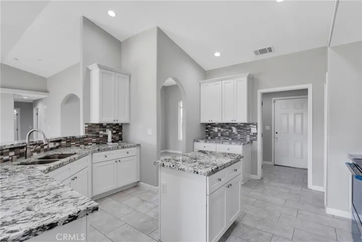 17331 Redding Street, Hesperia, California 92345