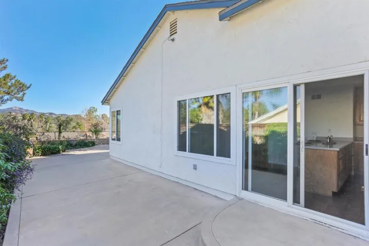 14101 Mazatlan Way, Poway, California 92064