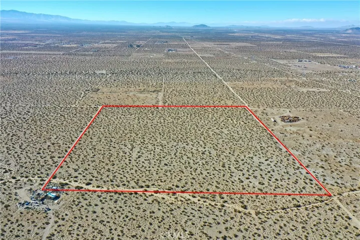 Red property boundary markers are not to be relied on as exact property lines. Buyer to confirm independently.