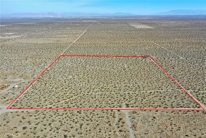 Red property boundary markers are not to be relied on as exact property lines. Buyer to confirm independently.