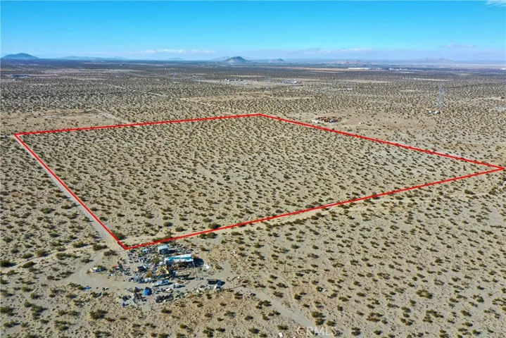 Red property boundary markers are not to be relied on as exact property lines. Buyer to confirm independently.