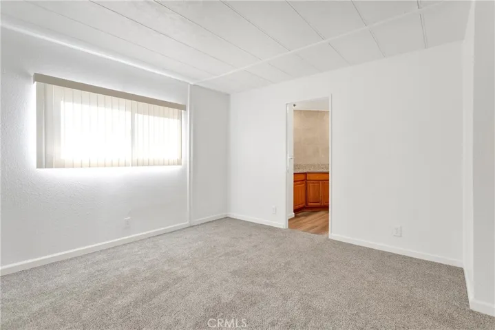 15252 Seneca Road 91, Victorville, California 92392
