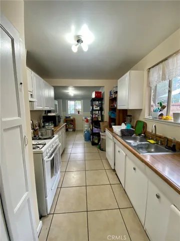 715 S Washington Avenue, Glendora, California 91740