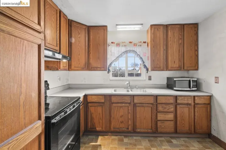 3308 Burton Ave, Pittsburg, California 94565