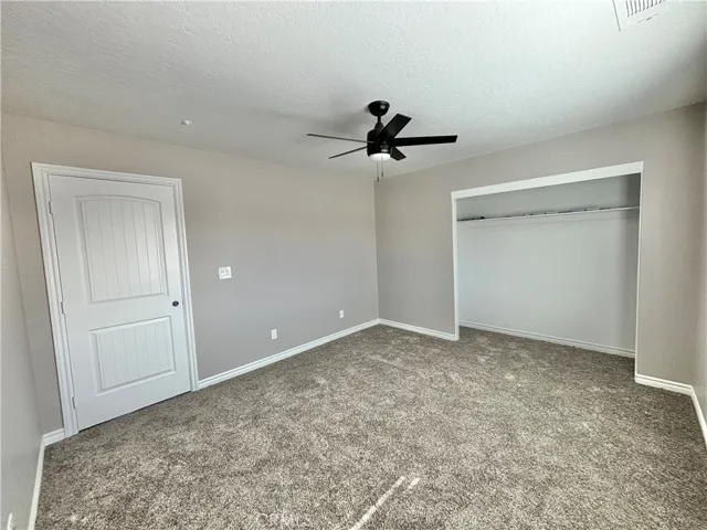 9390 7th Street, Phelan, California 92371