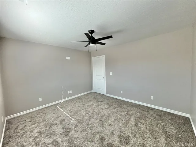 9390 7th Street, Phelan, California 92371