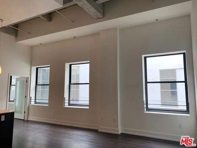 727 W 7th Street 1322, Los Angeles, California 90017