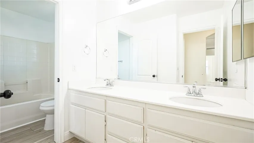 10527 Arlette Court, Adelanto, California 92301