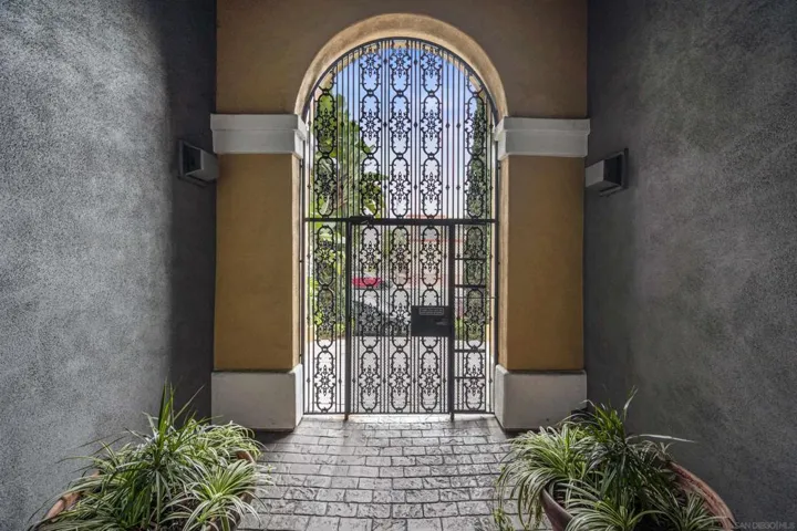 4080 Front Street 203, San Diego, California 92103