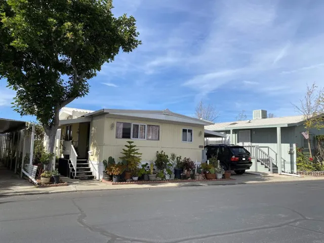 4932 Old Cliffs Rd., San Diego, California 92120