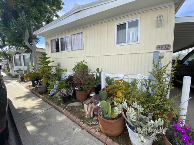 4932 Old Cliffs Rd., San Diego, California 92120