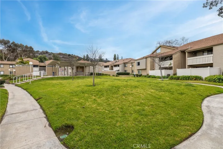 36 Town And Country Road, Phillips Ranch, California 91766